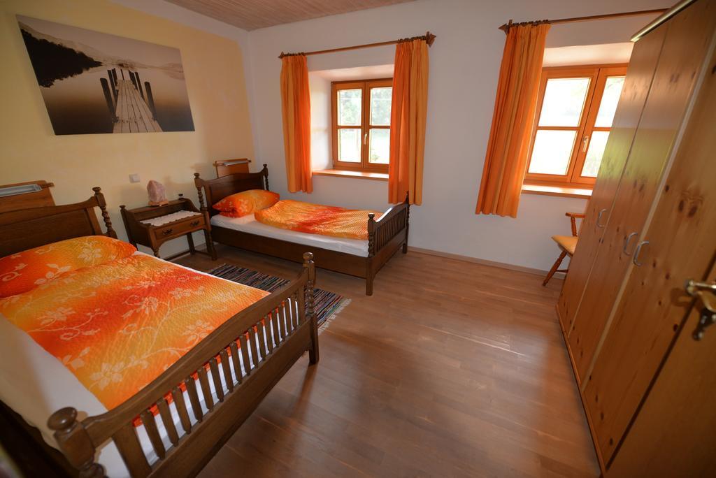 Ferienwohnung Kurz Rimsting Habitación foto